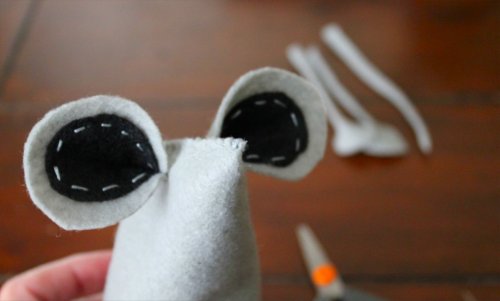 Felt Mouse Tutorial - The Ears Are On