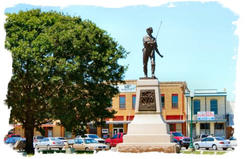 Gonzales - Hero Square Monument